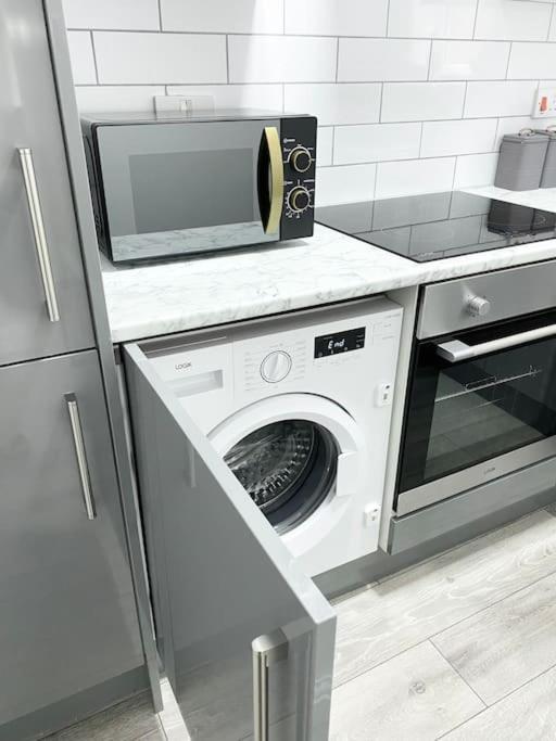 Modern Studio Near Nec With Free Parking - Prime Location Sheldon  Kültér fotó